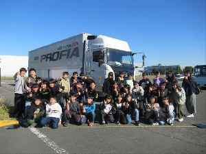 １１月１９日（水）５年校外学習（日野自動車古河工場）