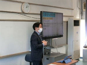 ２月１３日（金）　家庭教育学級閉級式（１年生保護者）