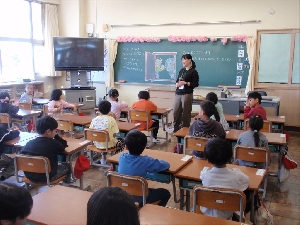 １年生　学級活動（自己紹介）