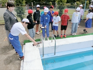 水泳学習の安全を祈って　～プール開き～