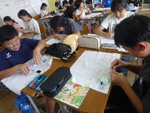 5年生 家庭科（手ぬいにトライ！～半返しぬいに挑戦～）