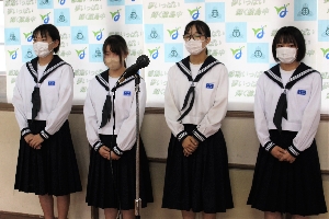 中学女子　表彰式 