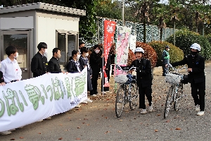 「小中連携あいさつ運動」が行われました！