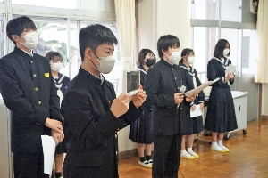 生徒会役員選挙の「立会演説会」が開催されました！