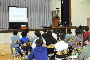 生子菅小学校で「新入生説明会」が開催されました！