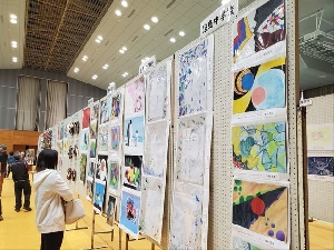 市作品展