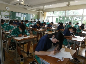 実力テストを行いました（３学年）