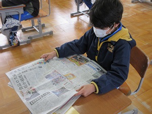 １～３年生　ＮＩＥ学習（新聞活用）