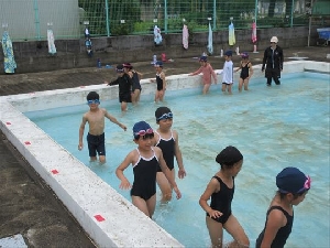 １・２・３年水泳学習始まる！