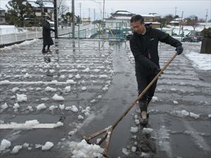 降雪による臨時休校