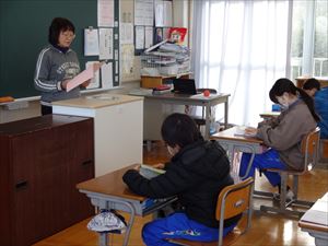 朝の読み聞かせ(5・6年生)