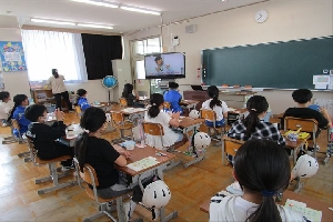 【５・６年生】全国小学生歯みがき大会