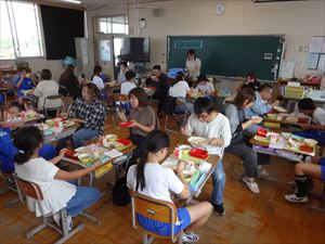5・6年生 授業参観・親子給食