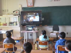 本の読み聞かせ