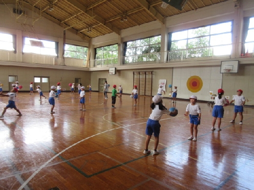 １・2年生　何回続くかな