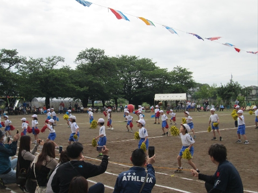 No.４　１・２・３年ダンス